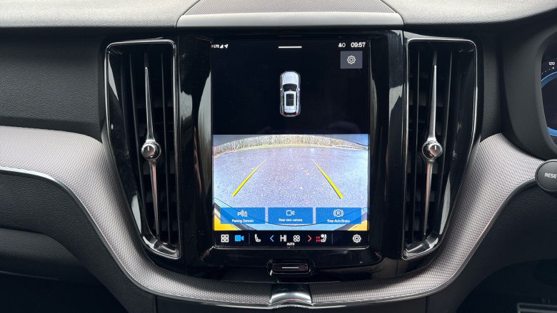 Volvo Xc60 2.0 B4D R DESIGN 5dr AWD Geartronic Diesel Estate